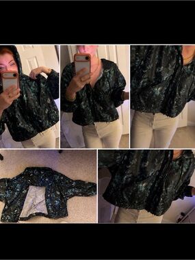 all in motion Black & Teal Metallic Abstract Bomber Jacket